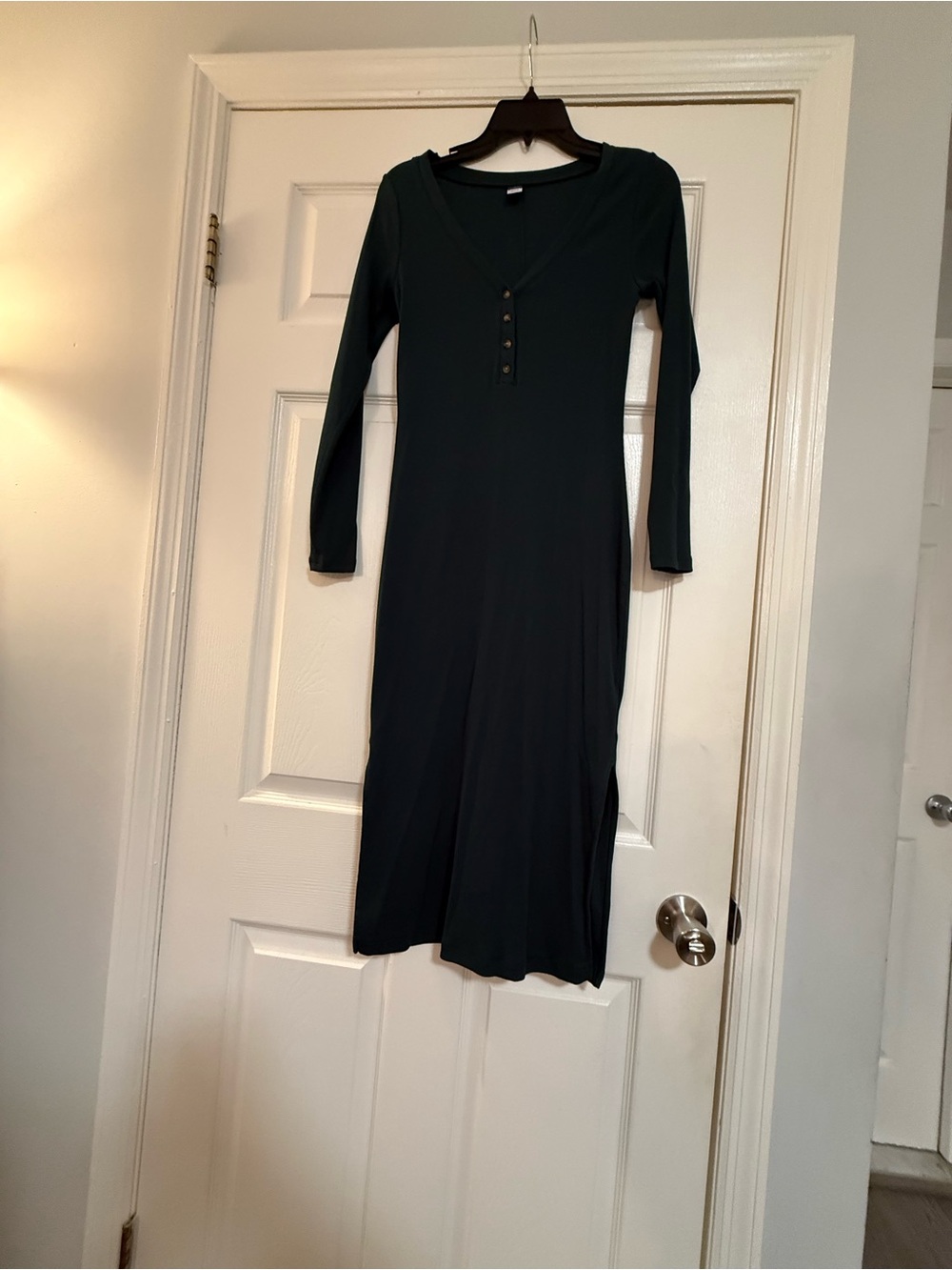 FALL FAVORITE-Old Navy Long Sleeve V-Neck Midi Dress - Dark Green